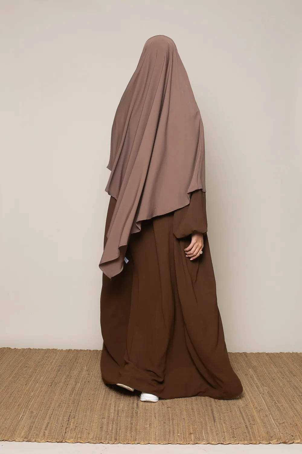 Abaya suelta manga abullonada jazz choco