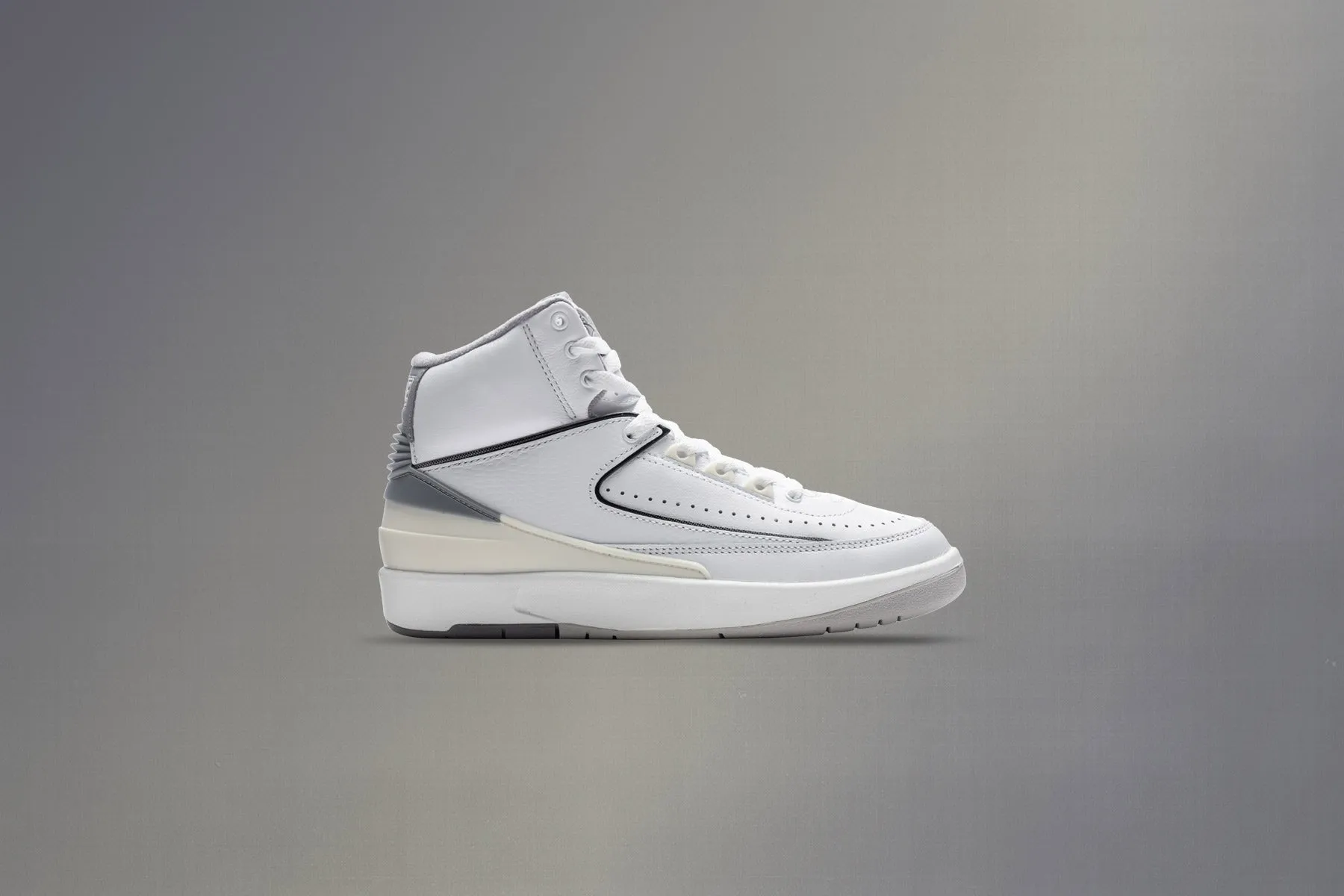 Air Jordan 2 Retro (GS) - White/Cement Grey/Sail