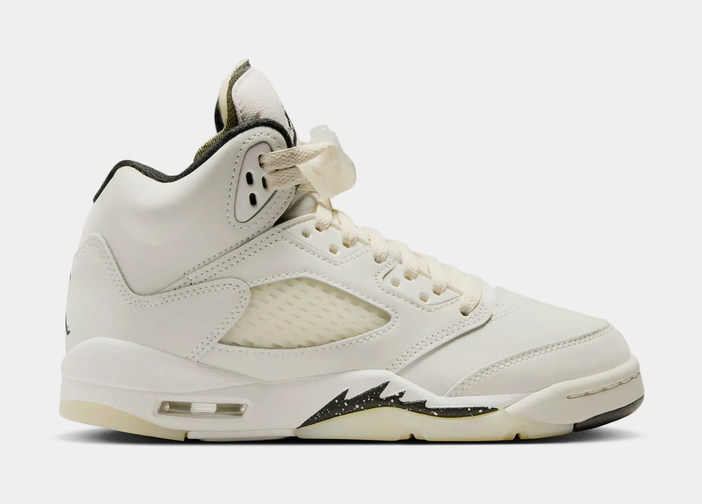 Air Jordan 5 Retro SE Sail Grade School Lifestyle Shoes (Sail/Black/Orewood Brown)