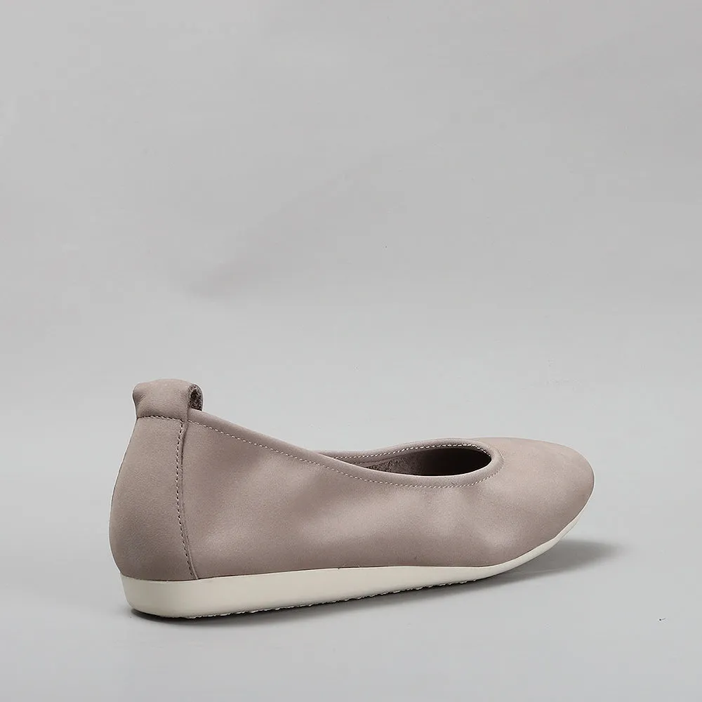 Barbie - Taupe Nubuck