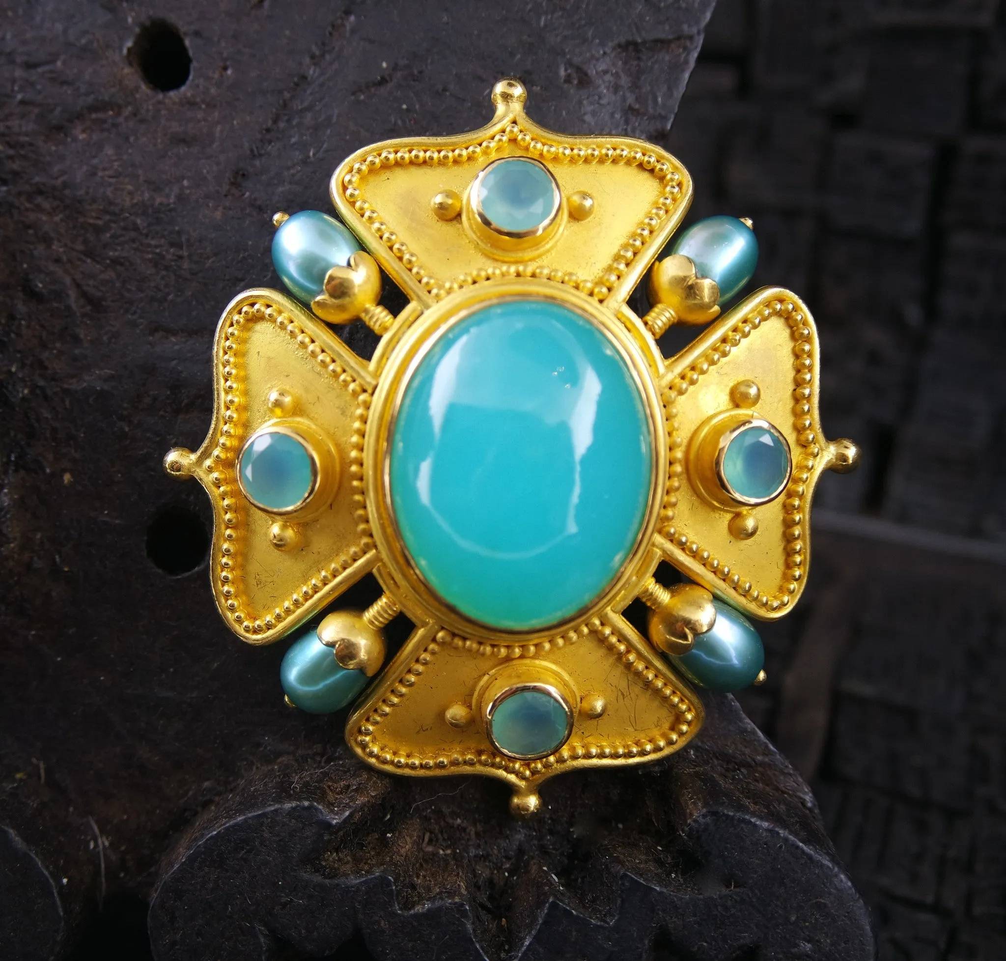 Carolyn Tyler 22K Yellow Gold/Peruvian Opal/ Pearl Pendant and Brooch