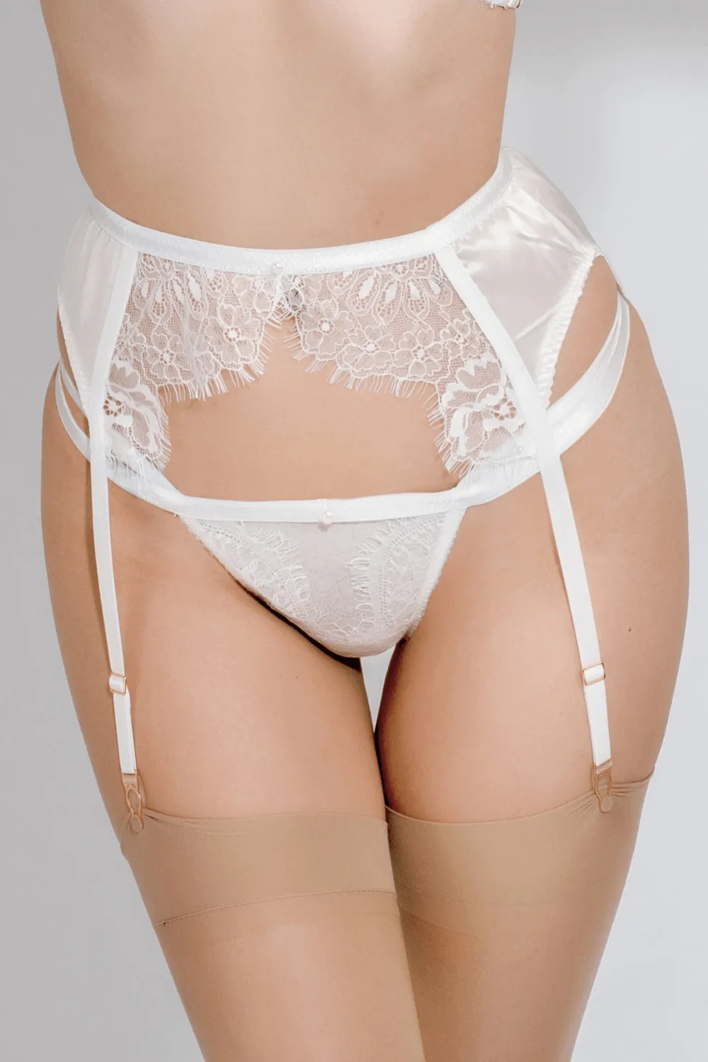 Chantilly Vanille Suspender Belt, Size S (UK 8)