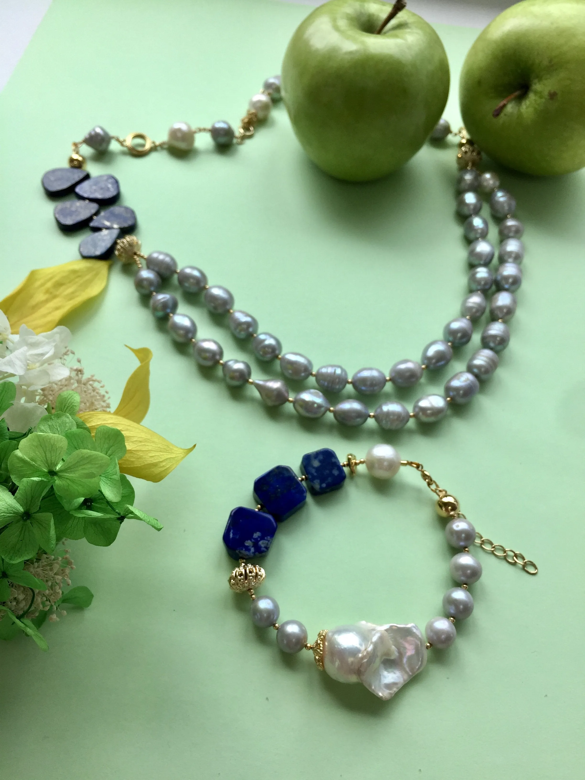 Freshwater Pearls With Square Lapis Bracelet MB043