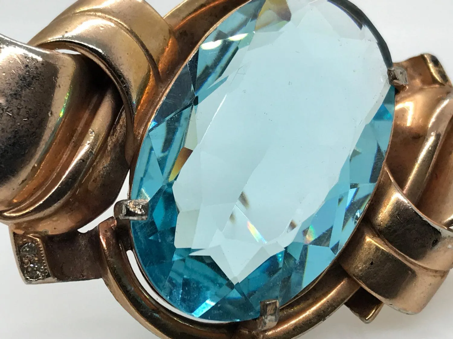 Gorgeous Vintage Brooch with Huge Oval Clear Aqua Stone