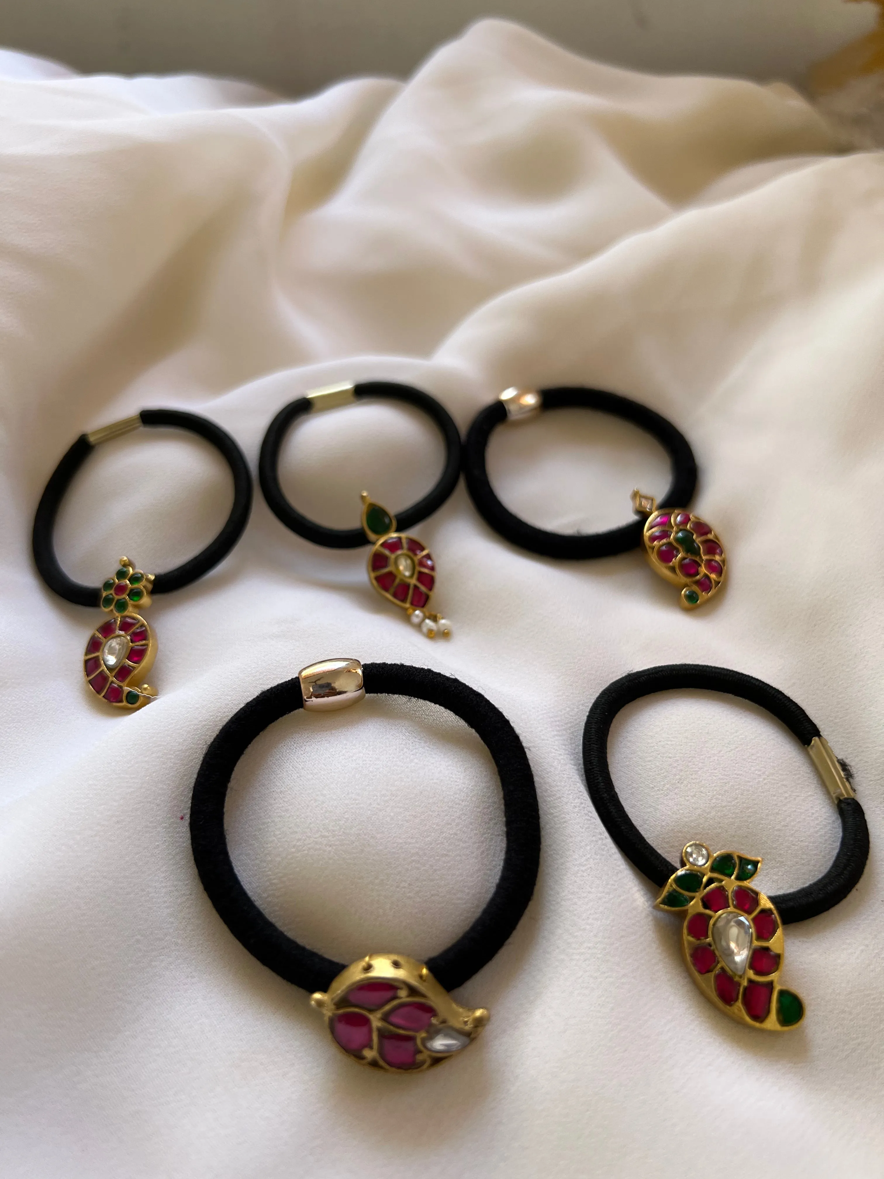 Kundan manga hair tie