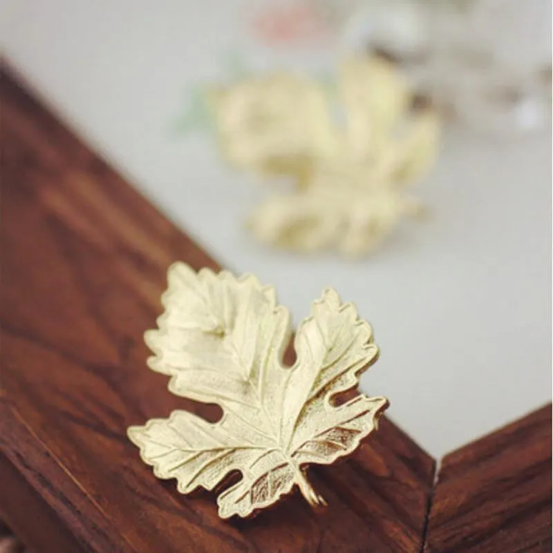 Leaf Brooch Pins Gift For Women Man Lovers' Jewelry Gold Sliver Color S  SM6