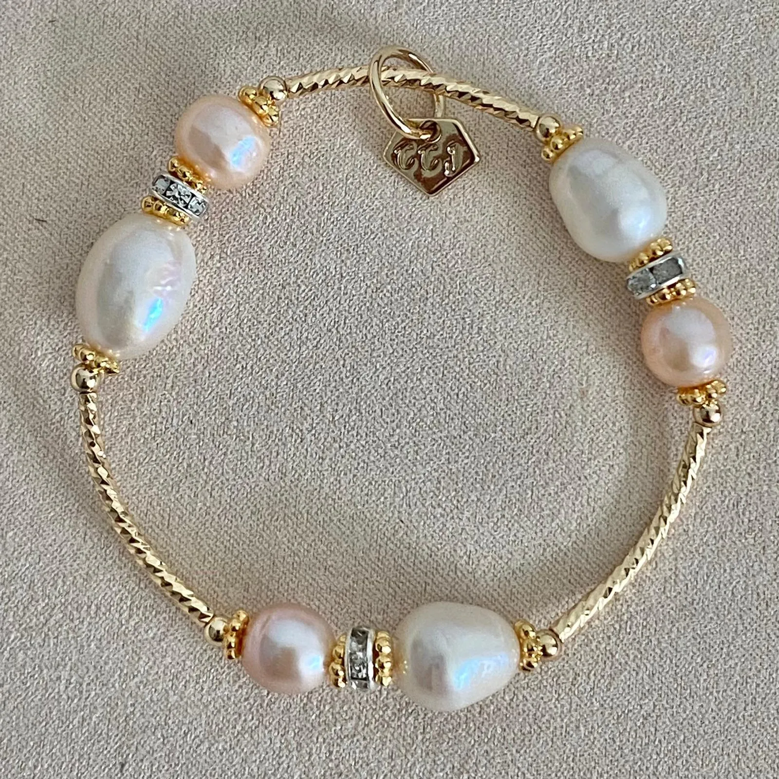 Peach White Pearls La Grace Bracelet