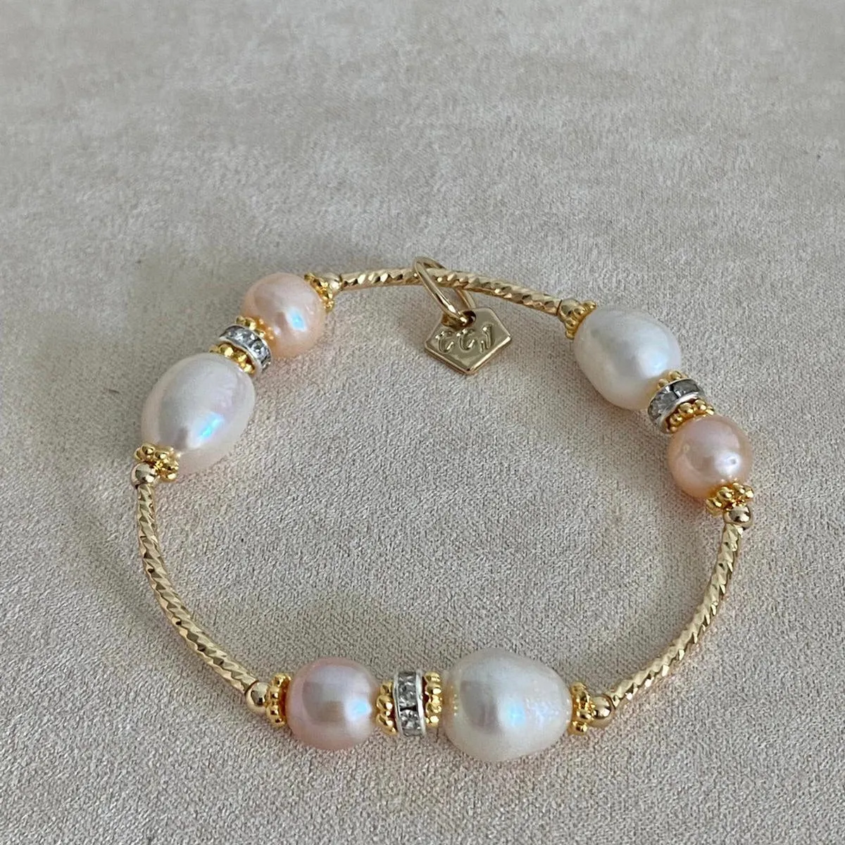 Peach White Pearls La Grace Bracelet