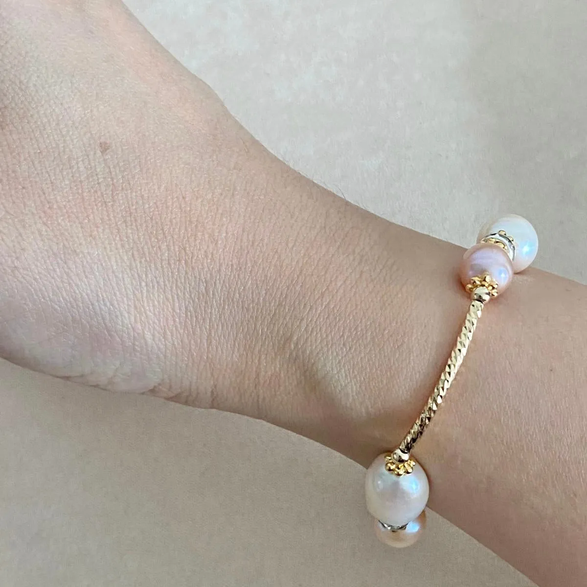 Peach White Pearls La Grace Bracelet