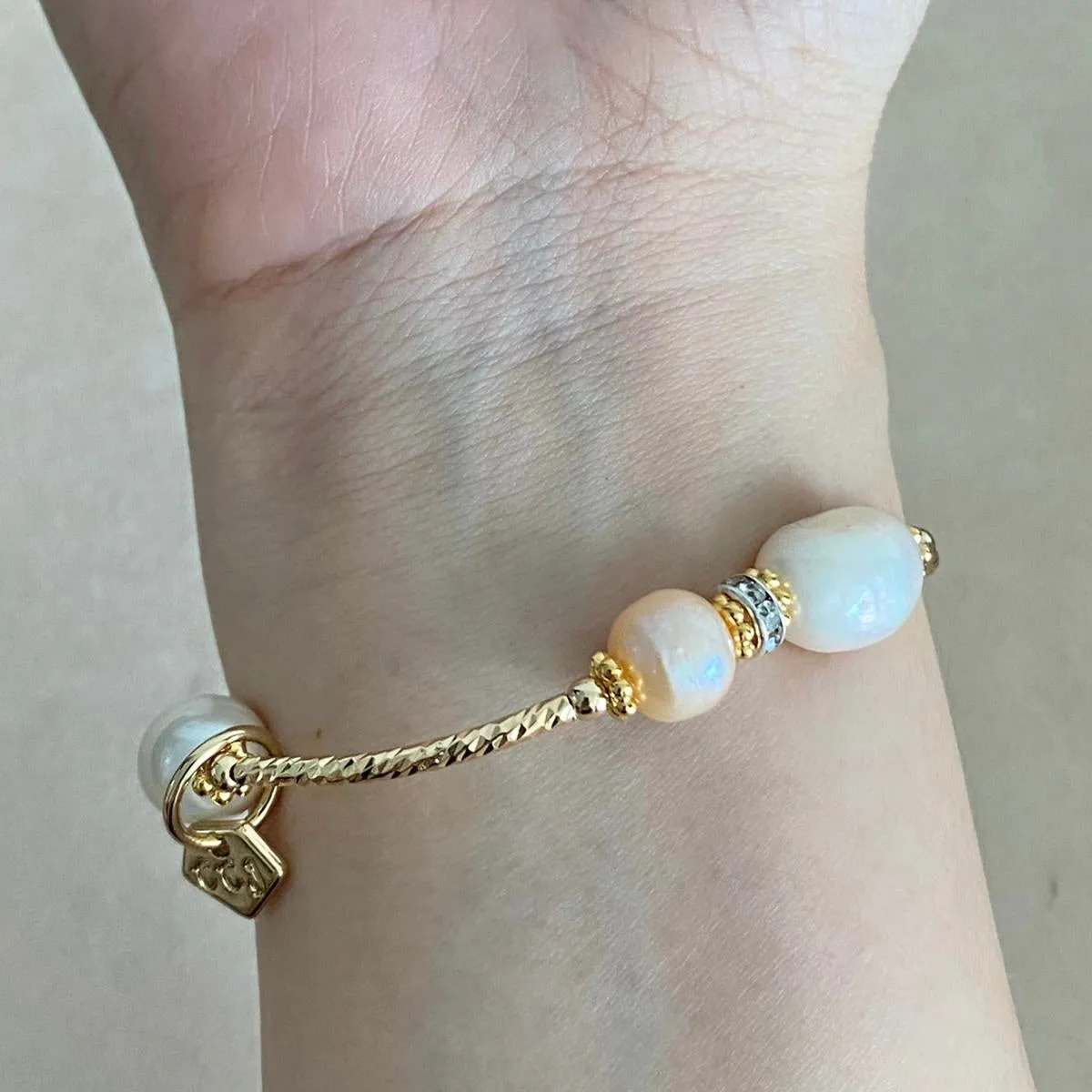 Peach White Pearls La Grace Bracelet