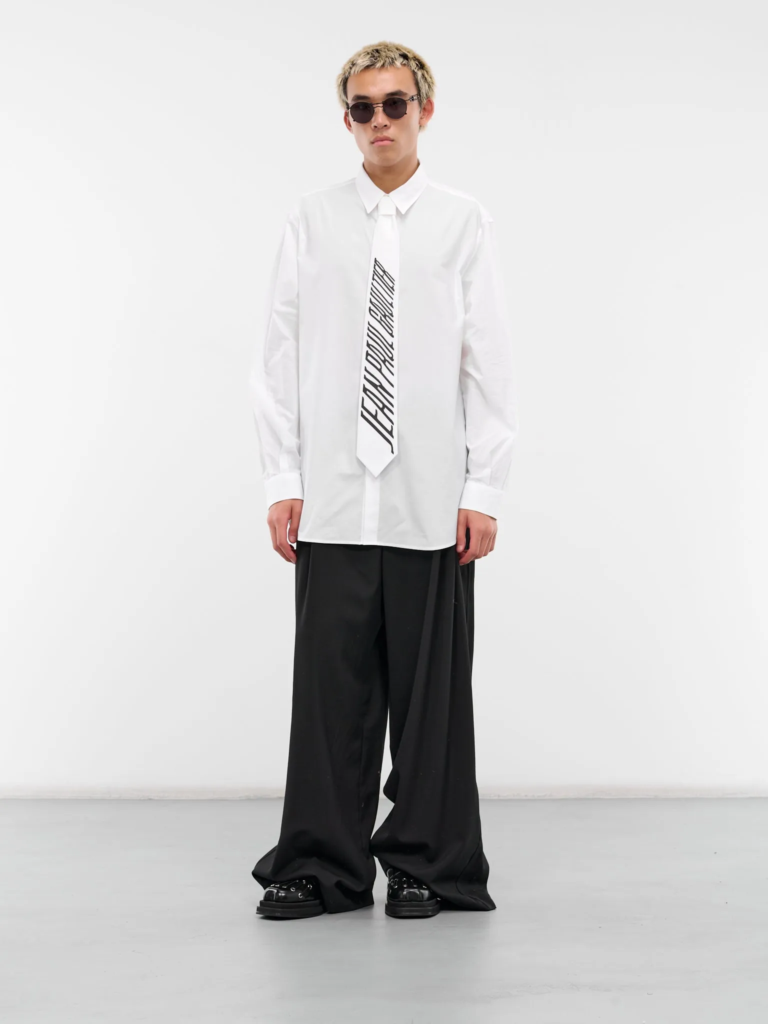 Shirt & Tie (24-30-F-CH057I-C051-WHITE-BLAC)