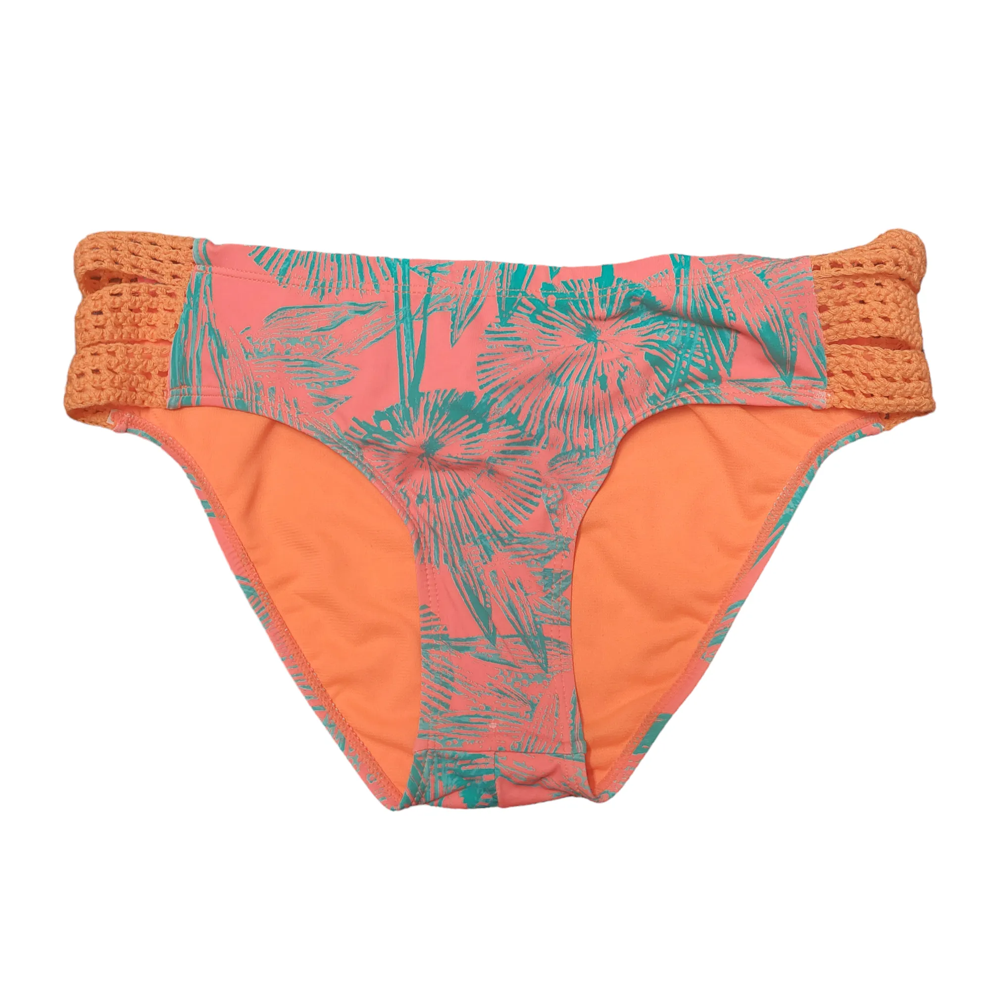 Swimsuit Bottom By Clothes Mentor  Size: M