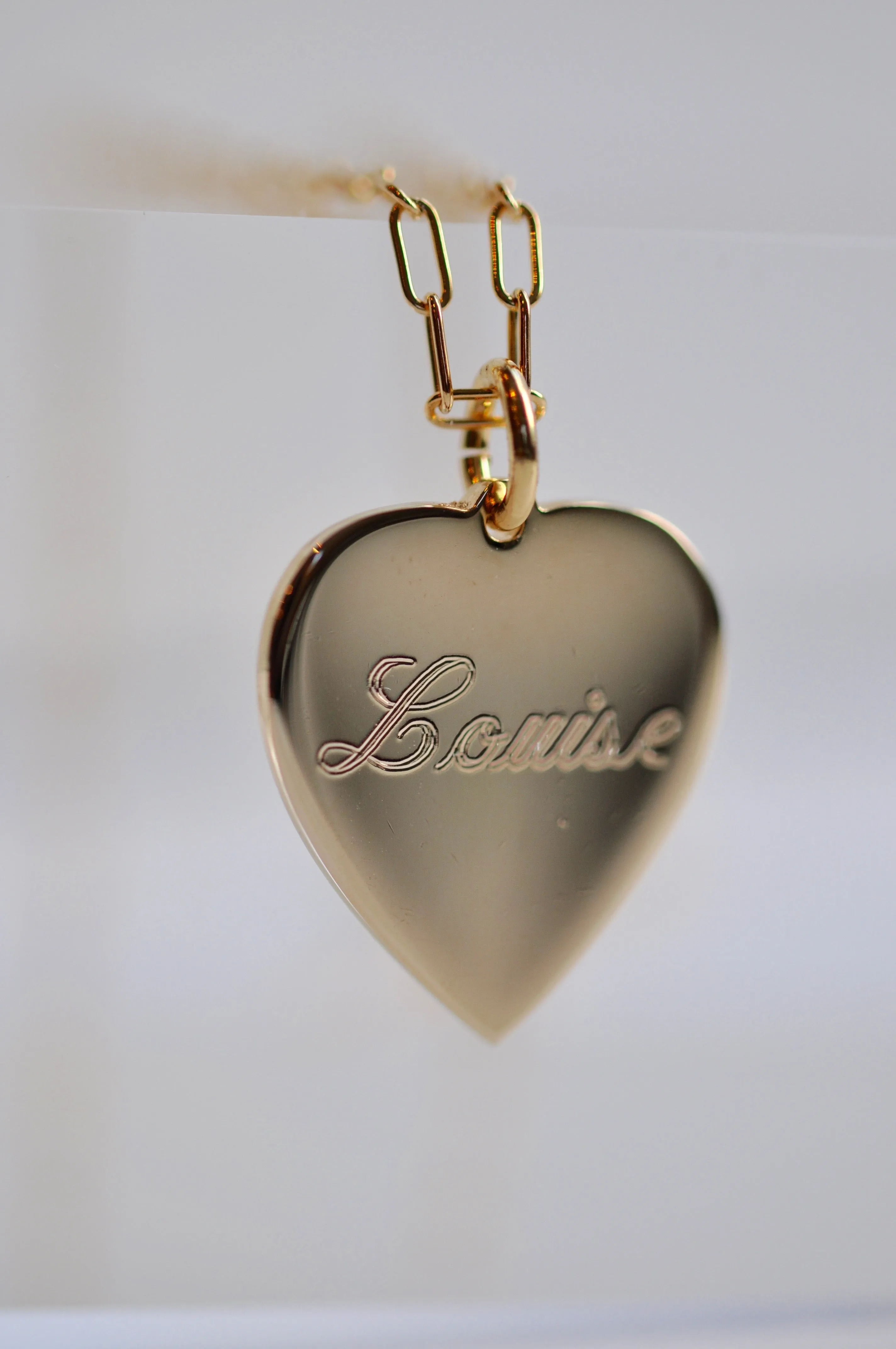 THELMA & LOUISE Double-Sided Heart Necklace