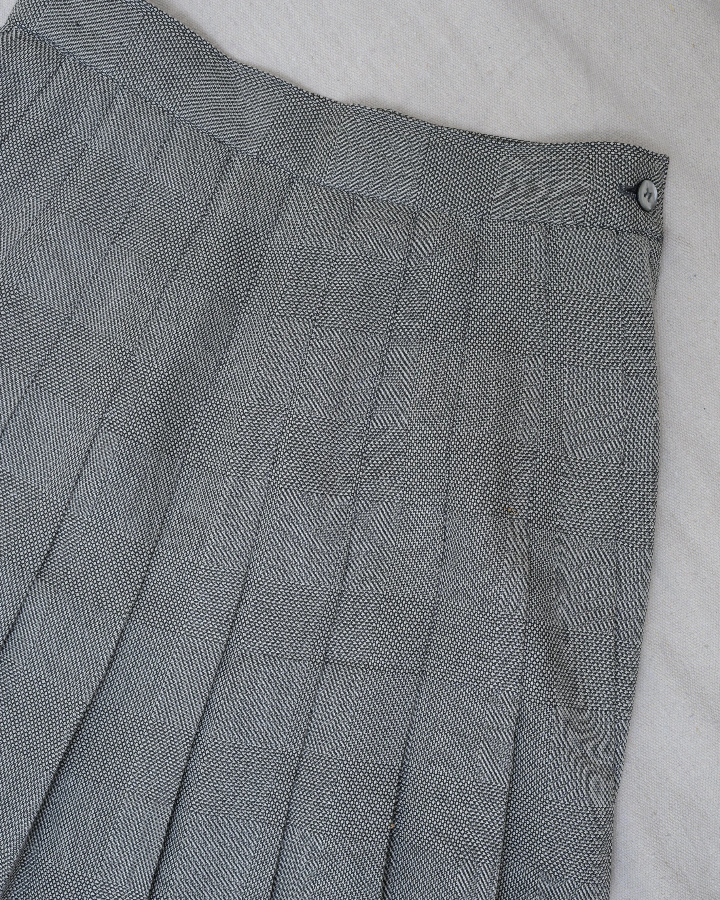 Vintage Plaid Pleated Skirt (S)